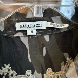 Paparazzi Camouflage Patterned Top, XL